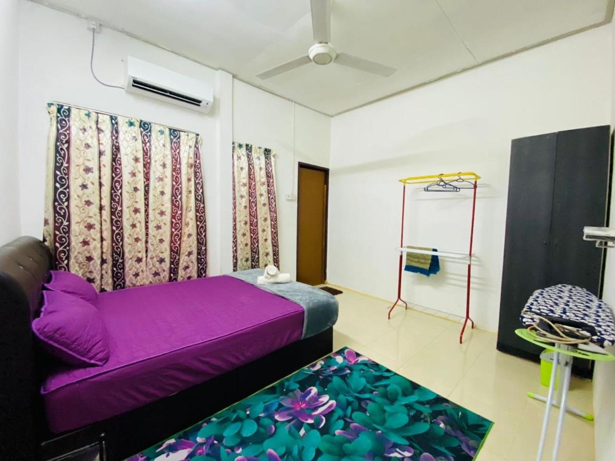 Homestay Ummi Kuala Terengganu Extérieur photo